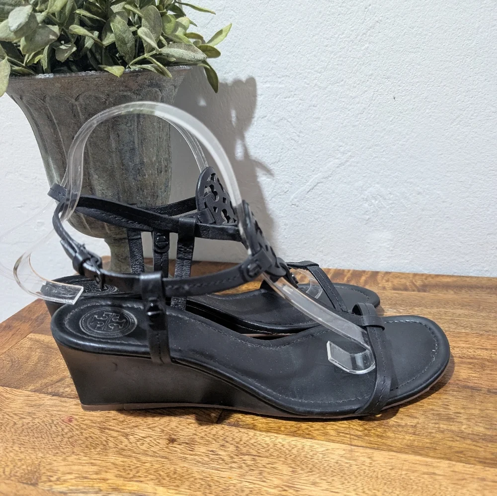 Tory Burch Miller Sandals Ankle Strap Wedge‎ Women 8M Black Leather Logo 5930